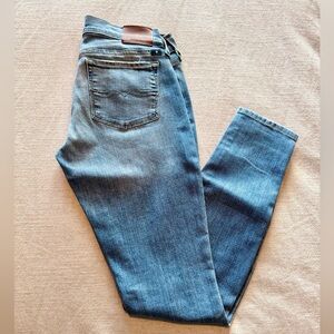 Lucky Brand Jeans: Charlie Skinny Jean, size 0(25) and 27” inseam ankle length